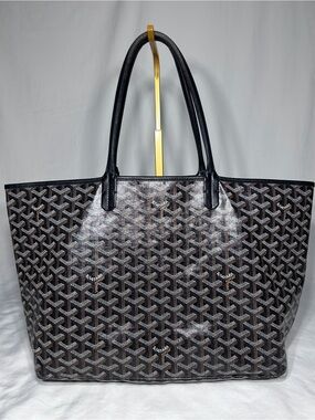 Goyard Saint Louis PM Tote Bag in black